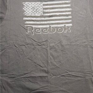 Reebok Big and Tall Distressed Flag Black and gray graphic T-shirt 5xl